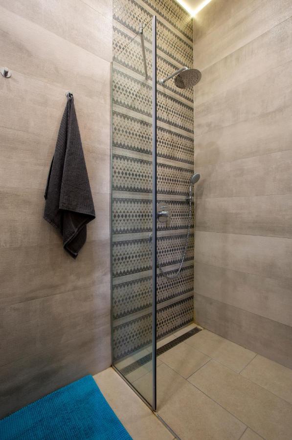 Apartamento Luxury Quentin 3 Bedrm, 2 Bathrm *