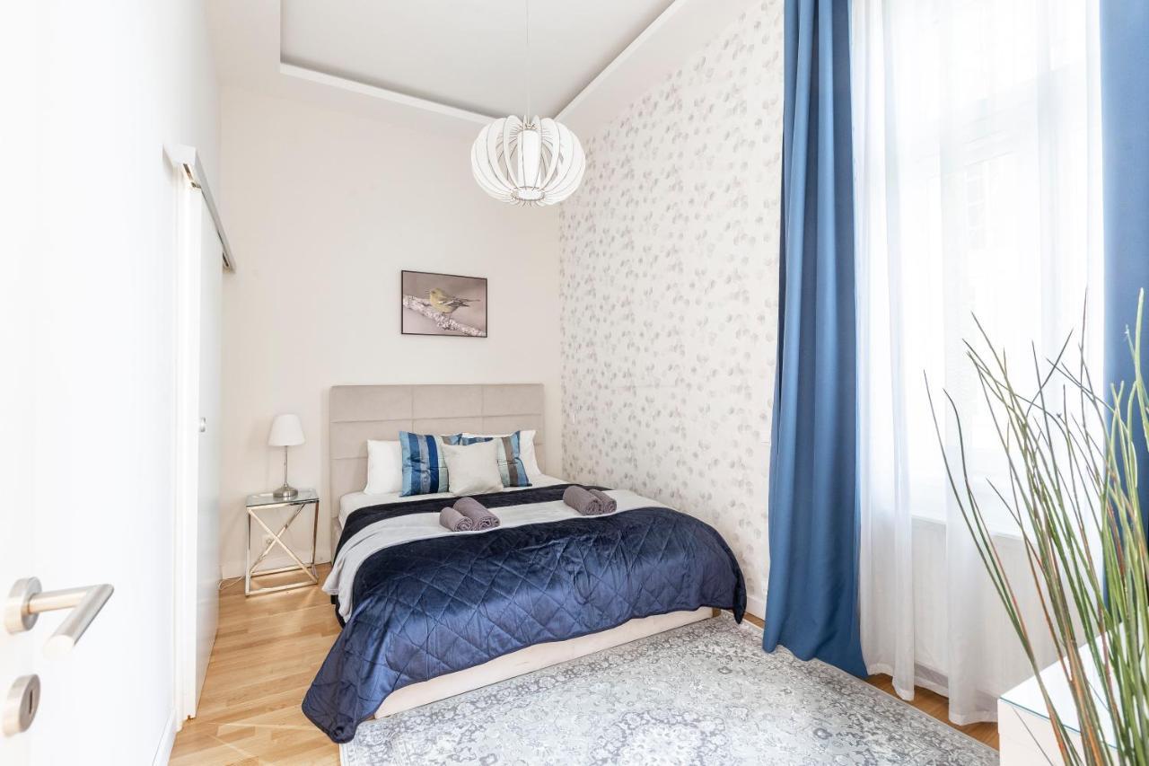 Luxury Quentin 3 Bedrm, 2 Bathrm Apartamento