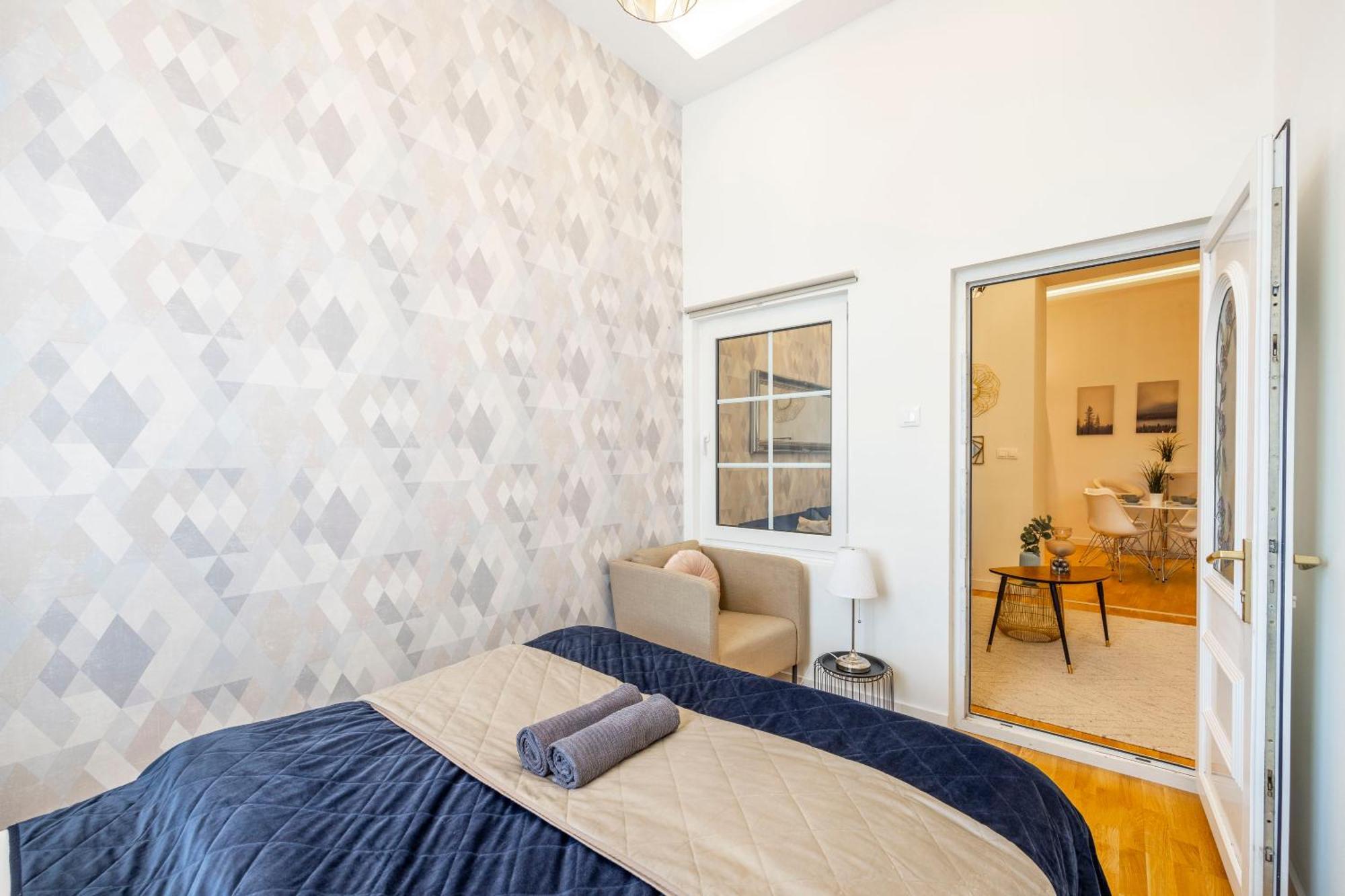 Luxury Quentin 3 Bedrm, 2 Bathrm Budapeste