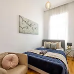 Luxury Quentin Apartment 3 Bedrm, 2 Bathrm